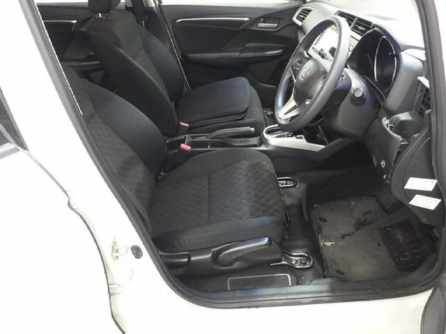 2014 HONDA FIT 13G F PACKAGE